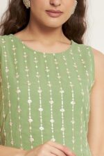 Queen Women's Georgette Embroidery Straight Kurta and Sharara Set - Image 4